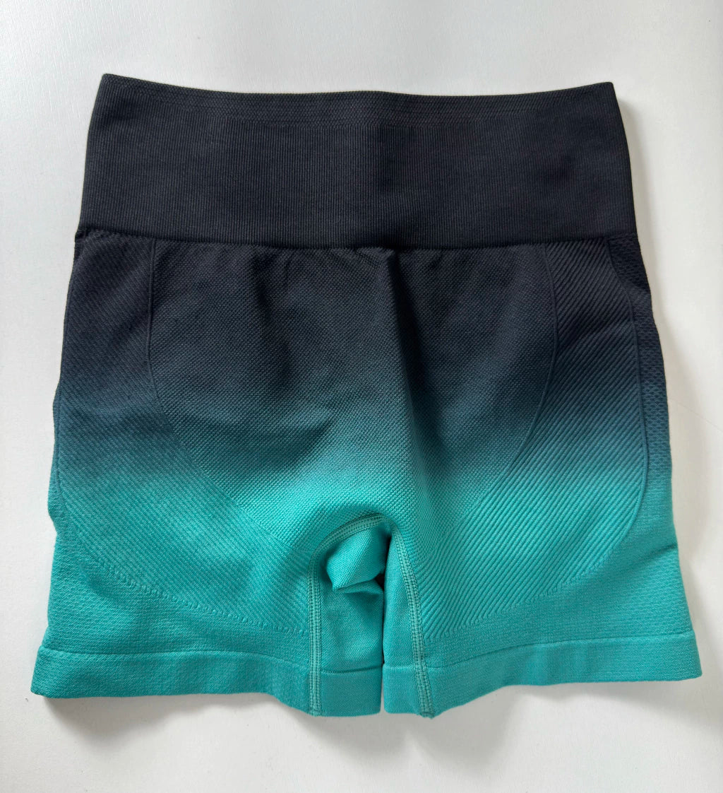 Short Gym Degradê empina bumbum