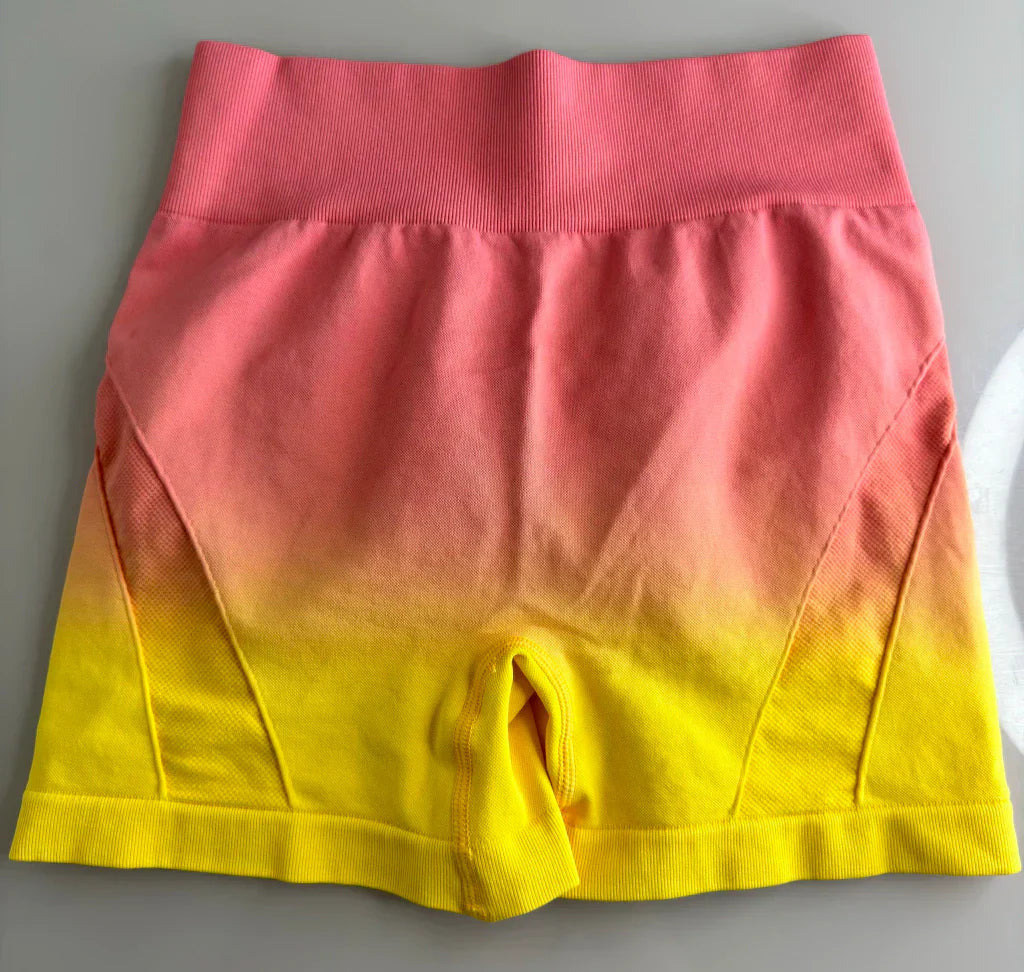 Short Gym Degradê empina bumbum